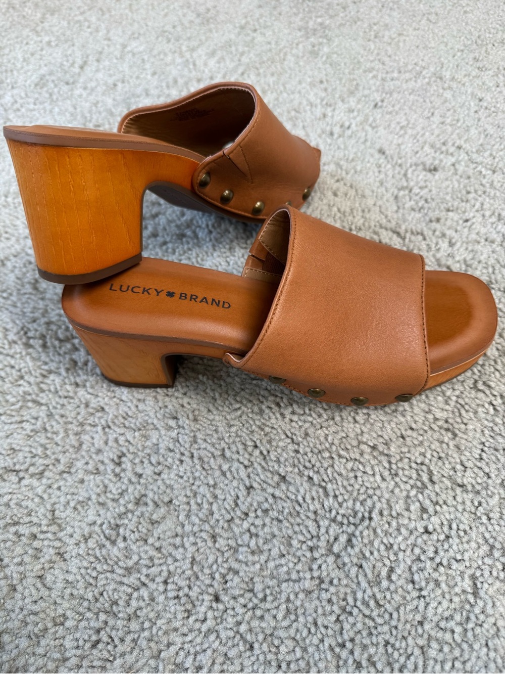 Fineena Leather Heel Lucky Brand